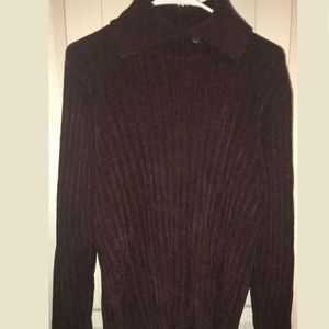 Van Heusen long sleeve mock neck maroon dark red